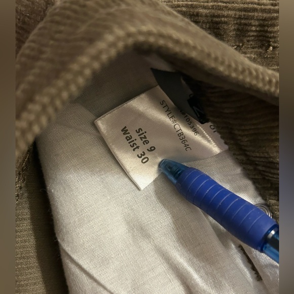 Corduroy flare jeans - Picture 6 of 7